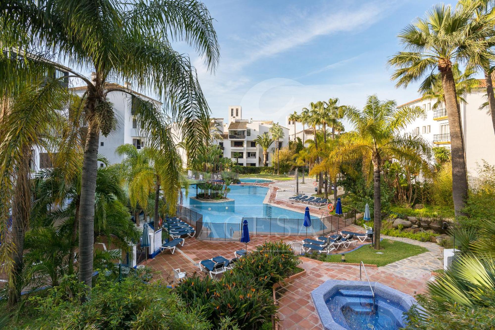 Jardines De Las Golondrinas Marbella Bagian luar foto