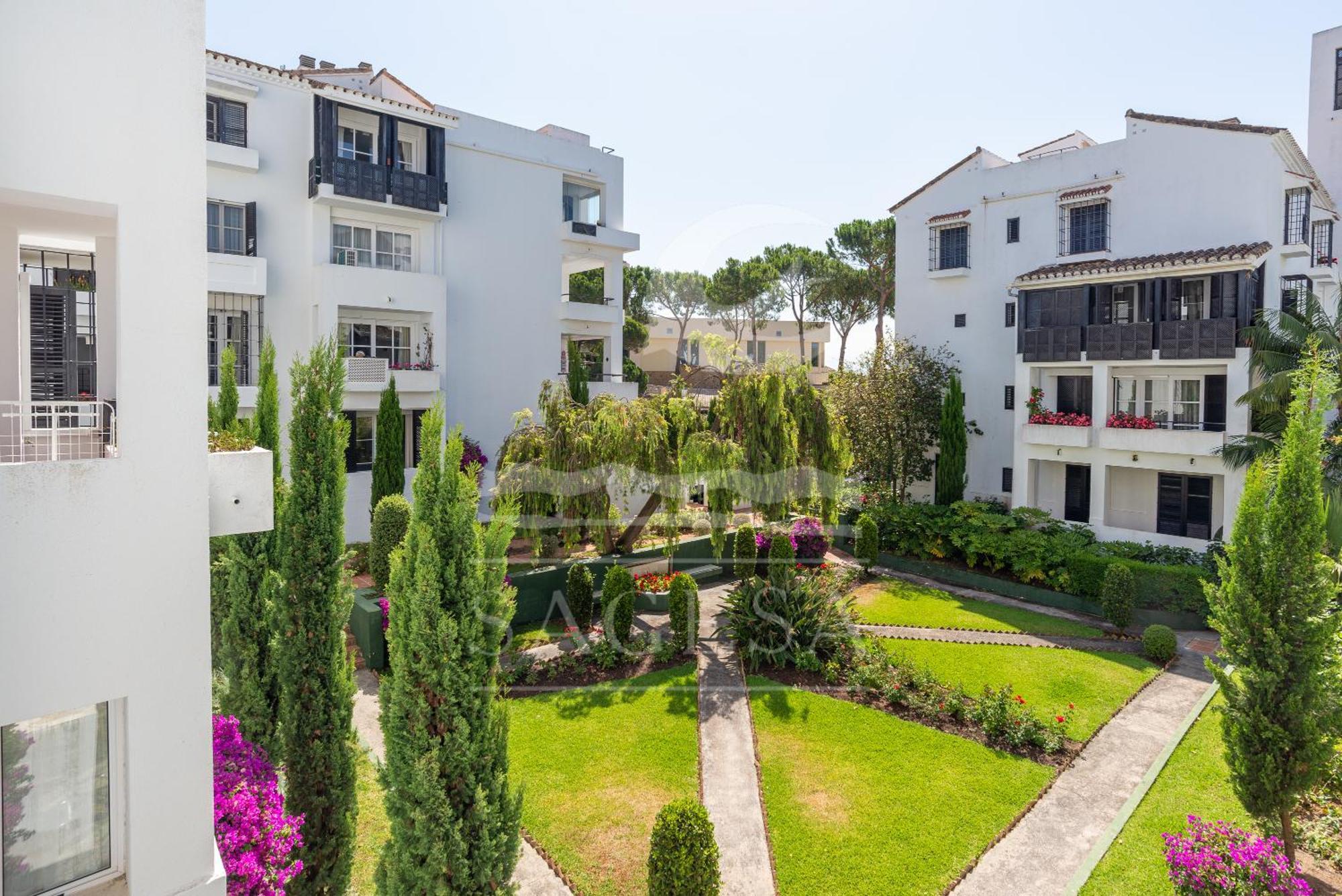 Jardines De Las Golondrinas Marbella Bagian luar foto