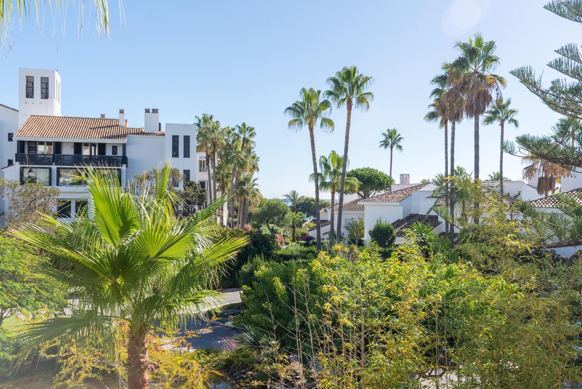 Jardines De Las Golondrinas Marbella Bagian luar foto